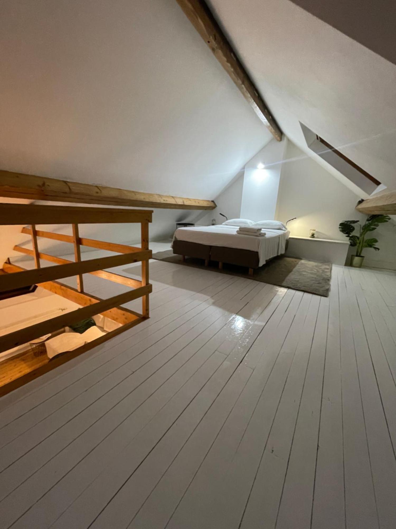 Attic European Quarter Bruxelas Exterior foto